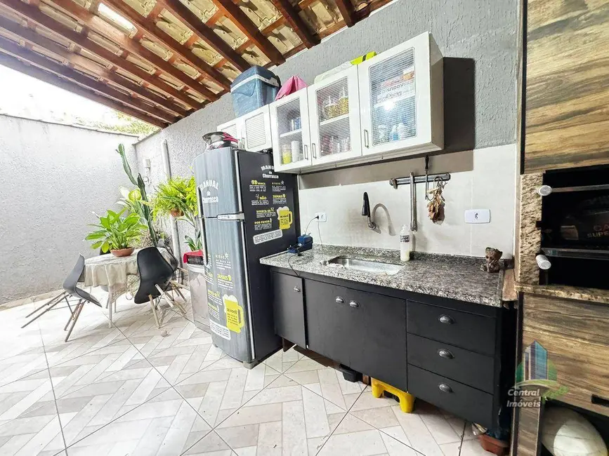 Foto 2 de Casa com 2 quartos à venda, 450m2 em Praia Grande - SP