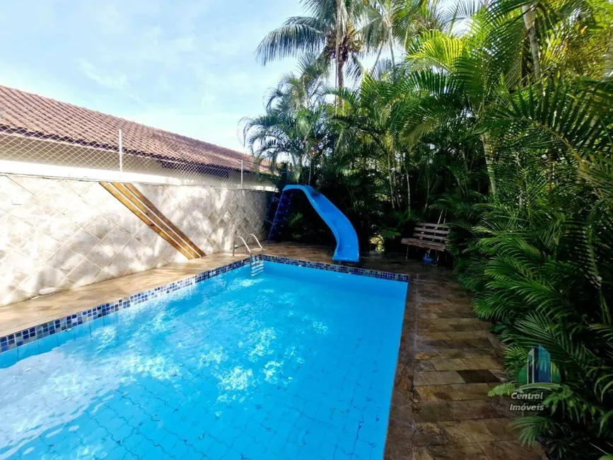 Foto 9 de Sobrado com 3 quartos à venda, 430m2 em Canto do Forte, Praia Grande - SP