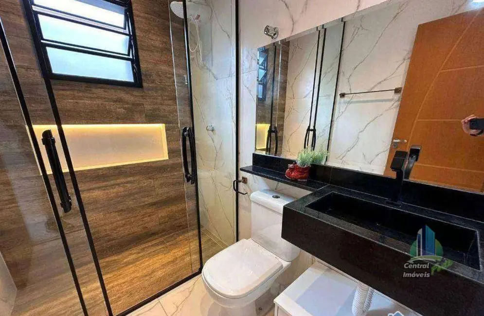 Foto 7 de Casa com 2 quartos à venda, 200m2 em Maracanã, Praia Grande - SP