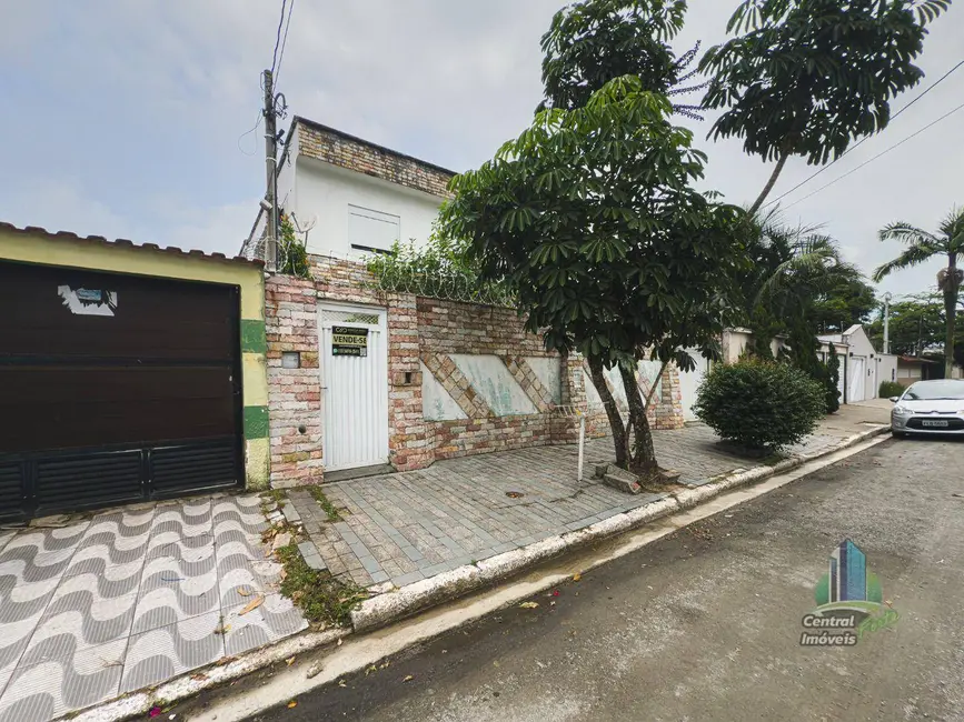 Sobrado com 4 quartos à venda, 360m2 em Canto do Forte, Praia Grande - SP - imagem 3 Foto 3 de Sobrado com 4 quartos à venda, 360m2 em Canto do Forte, Praia Grande - SP