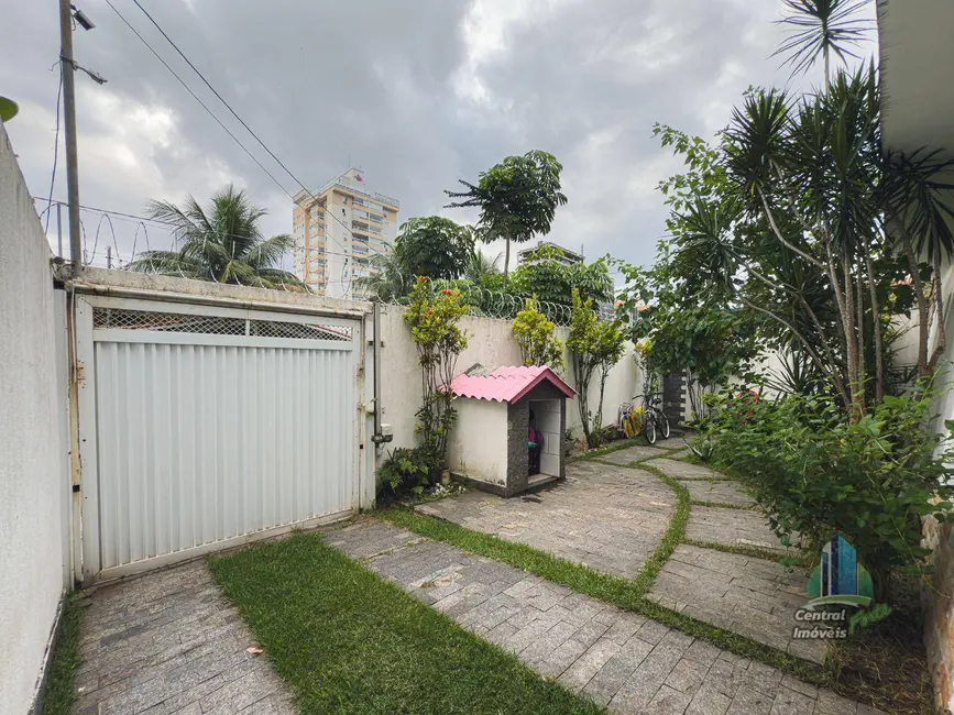 Sobrado com 4 quartos à venda, 360m2 em Canto do Forte, Praia Grande - SP - imagem 7 Foto 7 de Sobrado com 4 quartos à venda, 360m2 em Canto do Forte, Praia Grande - SP