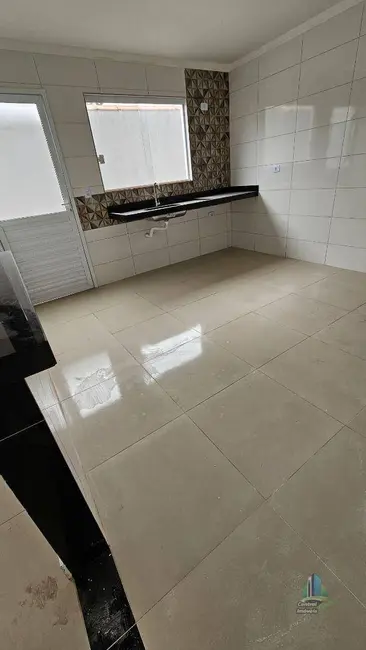 Casa de Condomínio com 2 quartos à venda, 150m2 em Praia Grande - SP - imagem 9 Foto 9 de Casa de Condomínio com 2 quartos à venda, 150m2 em Praia Grande - SP
