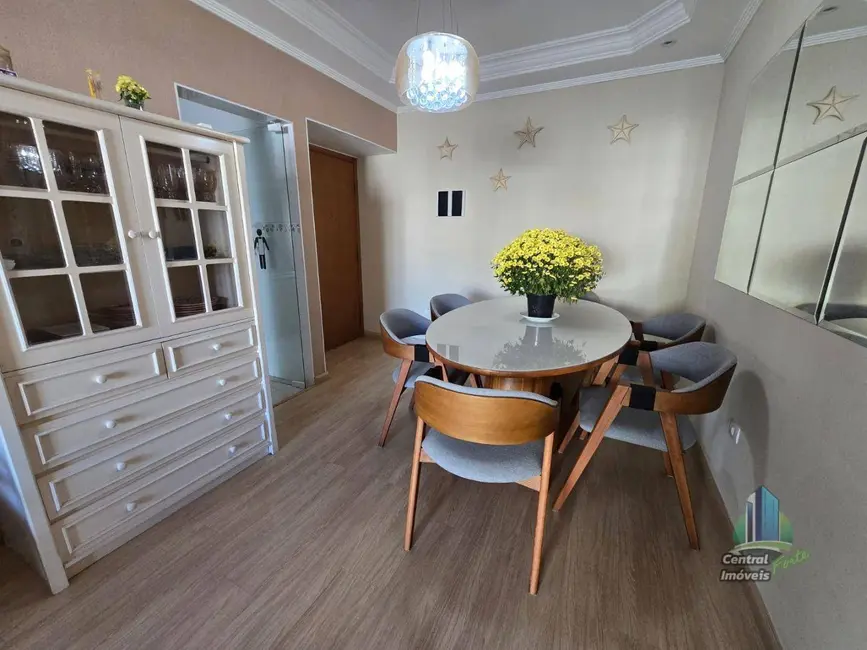 Apartamento com 3 quartos à venda, 145m2 em Canto do Forte, Praia Grande - SP - imagem 2 Foto 2 de Apartamento com 3 quartos à venda, 145m2 em Canto do Forte, Praia Grande - SP