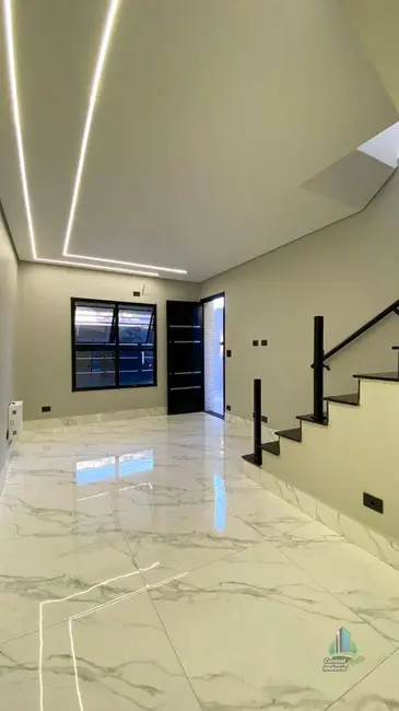 Foto 7 de Sobrado com 3 quartos à venda, 150m2 em Maracanã, Praia Grande - SP