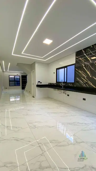 Foto 9 de Sobrado com 3 quartos à venda, 150m2 em Maracanã, Praia Grande - SP