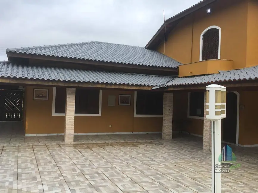 Chácara com 5 quartos à venda, 998m2 em Centro, Peruibe - SP - imagem 5 Foto 5 de Chácara com 5 quartos à venda, 998m2 em Centro, Peruibe - SP