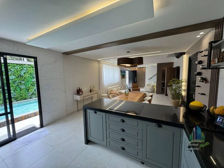 Foto 7 de Sobrado com 3 quartos à venda, 200m2 em Praia Grande - SP