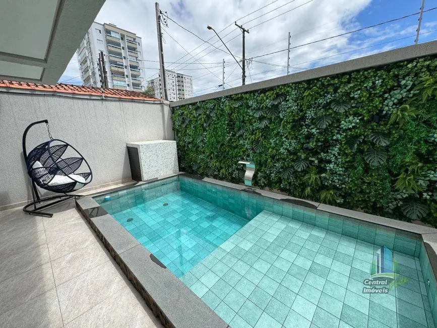Foto 2 de Sobrado com 3 quartos à venda, 200m2 em Praia Grande - SP