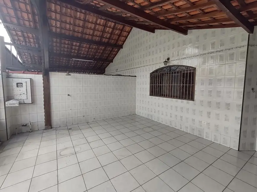 Foto 1 de Casa com 2 quartos para alugar, 150m2 em Boqueirão, Praia Grande - SP