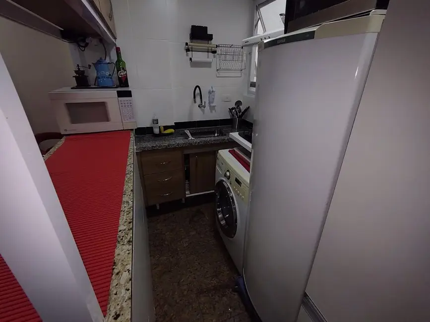 Kitnet com 1 quarto à venda, 35m2 em Aviação, Praia Grande - SP - imagem 8 Foto 8 de Kitnet com 1 quarto à venda, 35m2 em Aviação, Praia Grande - SP