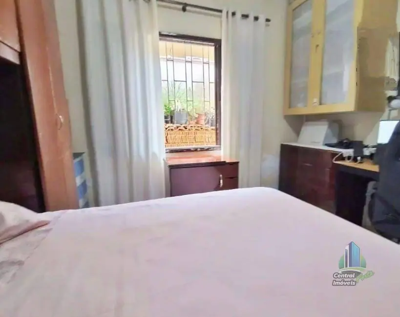 Casa com 2 quartos à venda, 180m2 em Canto do Forte, Praia Grande - SP - imagem 9 Foto 9 de Casa com 2 quartos à venda, 180m2 em Canto do Forte, Praia Grande - SP