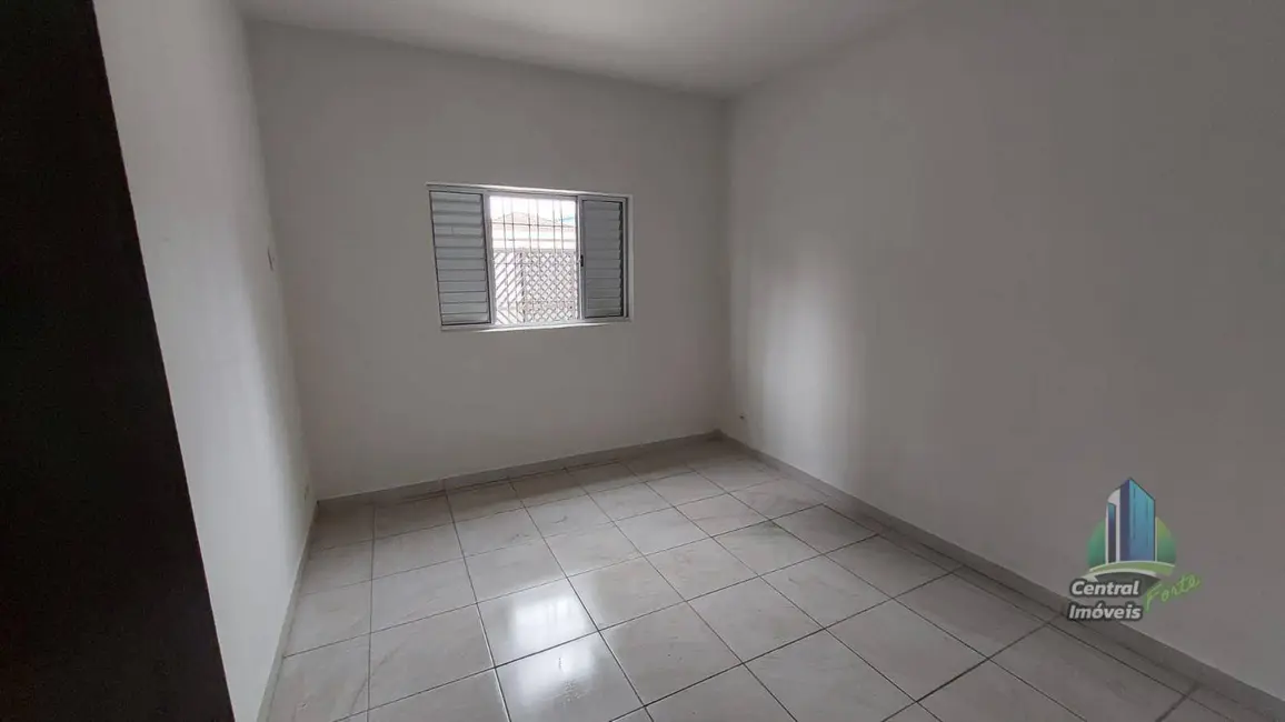 Casa com 1 quarto à venda, 110m2 em Canto do Forte, Praia Grande - SP - imagem 7 Foto 7 de Casa com 1 quarto à venda, 110m2 em Canto do Forte, Praia Grande - SP