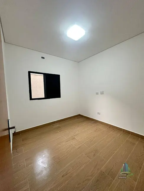 Casa com 3 quartos à venda, 134m2 em Praia Grande - SP - imagem 3 Foto 3 de Casa com 3 quartos à venda, 134m2 em Praia Grande - SP