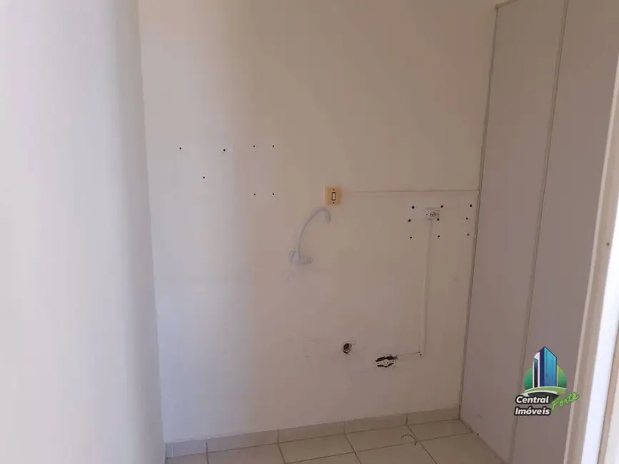 Foto 2 de Sala Comercial para alugar, 28m2 em Boqueirão, Praia Grande - SP