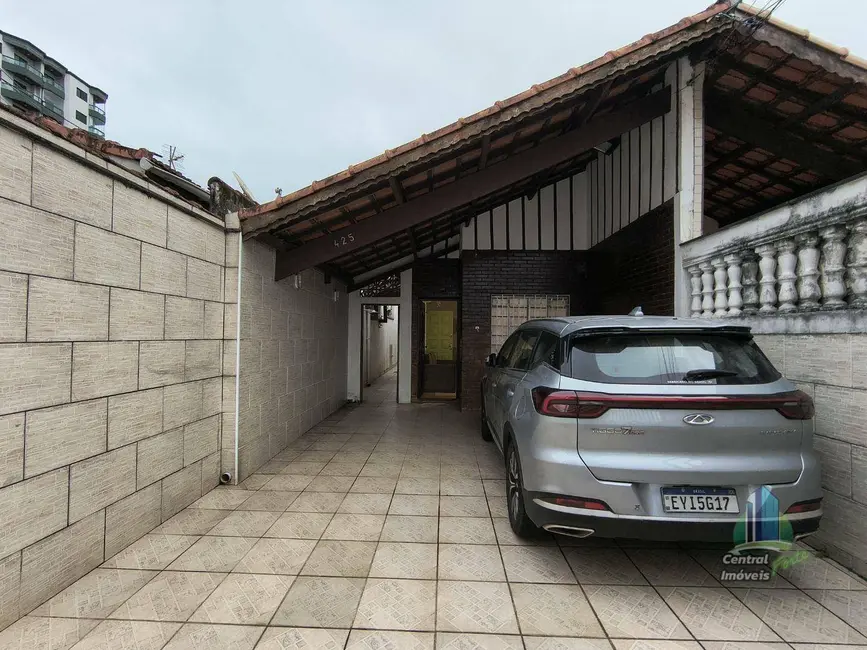 Casa com 2 quartos à venda, 150m2 em Praia Grande - SP - imagem 4 Foto 4 de Casa com 2 quartos à venda, 150m2 em Praia Grande - SP