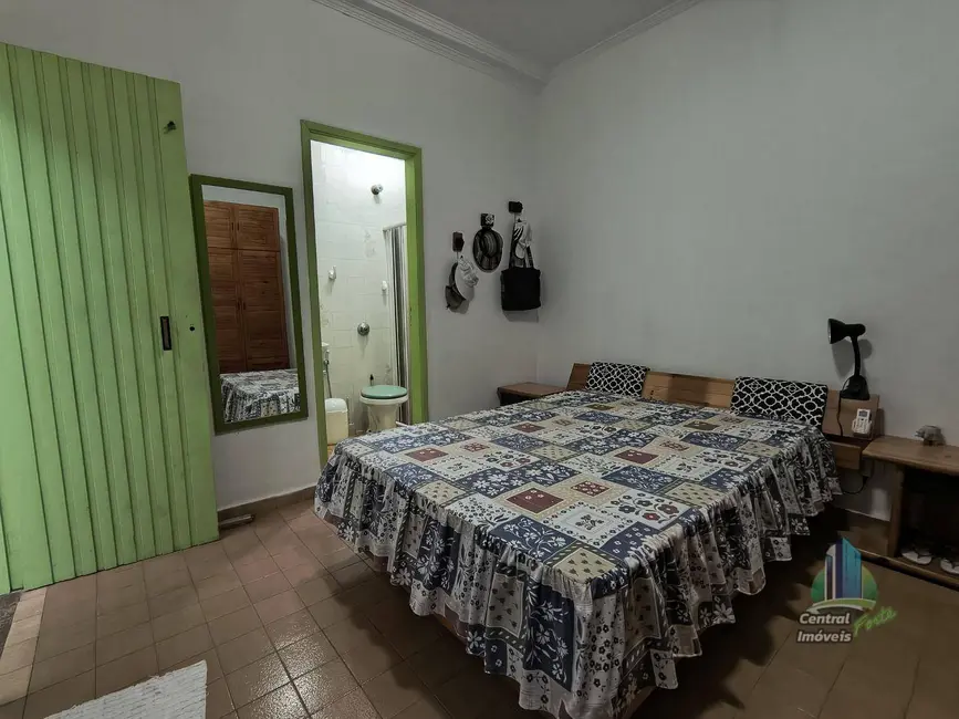Casa com 2 quartos à venda, 150m2 em Praia Grande - SP - imagem 8 Foto 8 de Casa com 2 quartos à venda, 150m2 em Praia Grande - SP