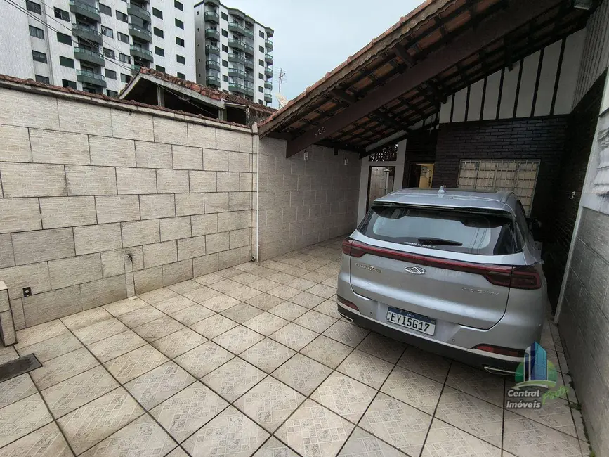 Casa com 2 quartos à venda, 150m2 em Praia Grande - SP - imagem 6 Foto 6 de Casa com 2 quartos à venda, 150m2 em Praia Grande - SP