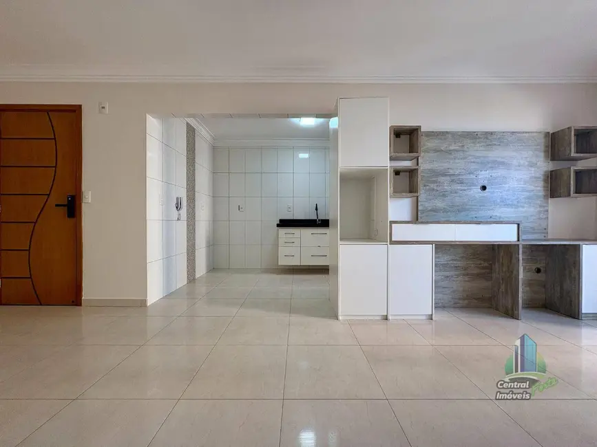 Foto 3 de Apartamento com 2 quartos à venda, 90m2 em Praia Grande - SP