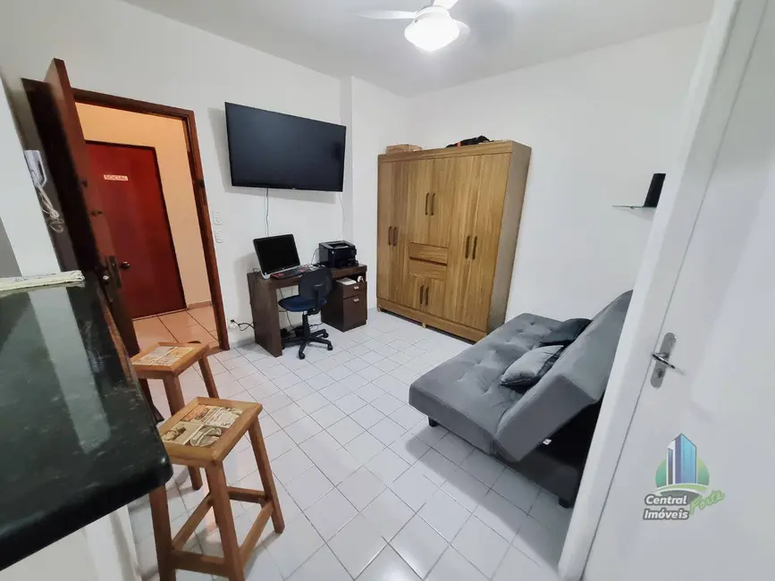 Kitnet com 1 quarto à venda, 34m2 em Canto do Forte, Praia Grande - SP - imagem 3 Foto 3 de Kitnet com 1 quarto à venda, 34m2 em Canto do Forte, Praia Grande - SP