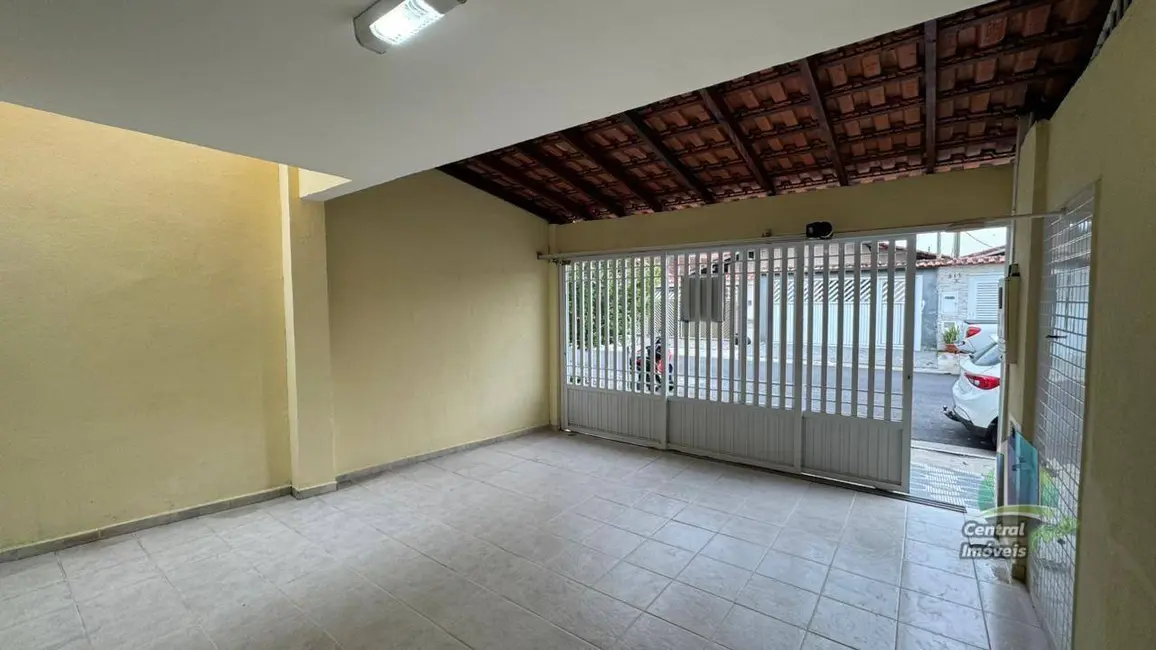 Sobrado com 2 quartos à venda, 120m2 em Canto do Forte, Praia Grande - SP - imagem 2 Foto 2 de Sobrado com 2 quartos à venda, 120m2 em Canto do Forte, Praia Grande - SP