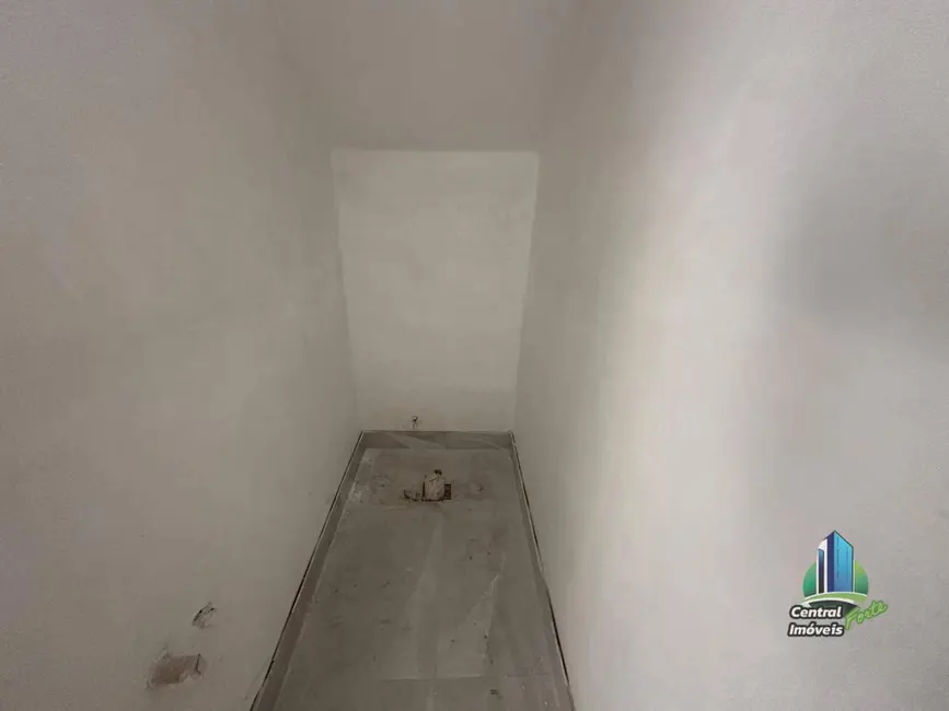 Foto 9 de Sobrado com 2 quartos à venda, 360m2 em Praia Grande - SP