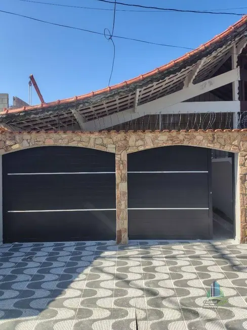 Casa com 2 quartos à venda, 250m2 em Praia Grande - SP - imagem 2 Foto 2 de Casa com 2 quartos à venda, 250m2 em Praia Grande - SP