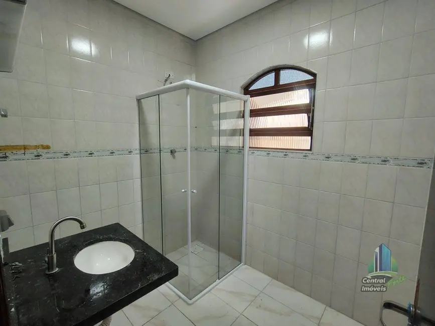 Casa com 2 quartos à venda, 250m2 em Praia Grande - SP - imagem 8 Foto 8 de Casa com 2 quartos à venda, 250m2 em Praia Grande - SP