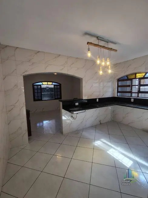 Casa com 2 quartos à venda, 250m2 em Praia Grande - SP - imagem 6 Foto 6 de Casa com 2 quartos à venda, 250m2 em Praia Grande - SP