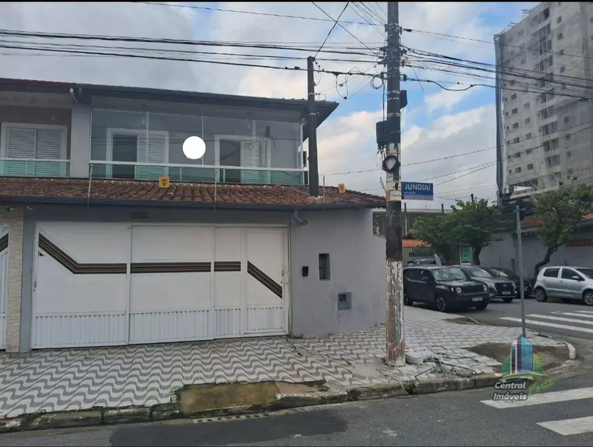 Sobrado com 3 quartos à venda, 250m2 em Boqueirão, Praia Grande - SP - imagem 1 Foto 1 de Sobrado com 3 quartos à venda, 250m2 em Boqueirão, Praia Grande - SP