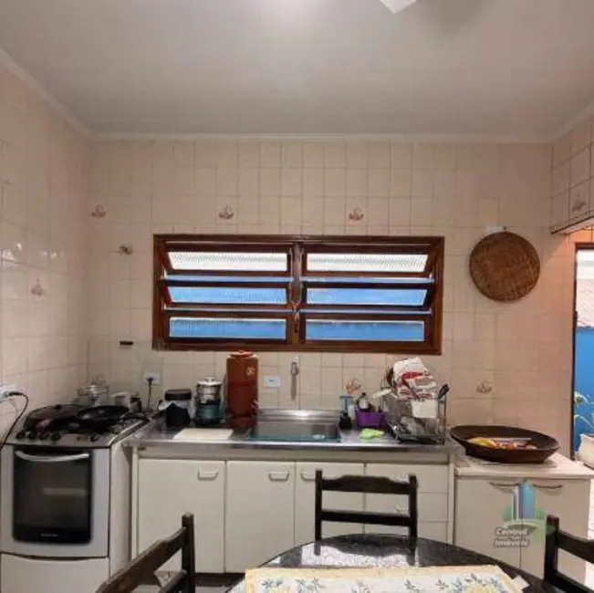 Foto 2 de Casa com 3 quartos à venda, 138m2 em Canto do Forte, Praia Grande - SP