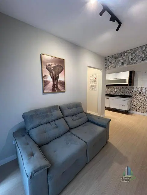 Foto 6 de Apartamento com 1 quarto à venda, 36m2 em Maracanã, Praia Grande - SP