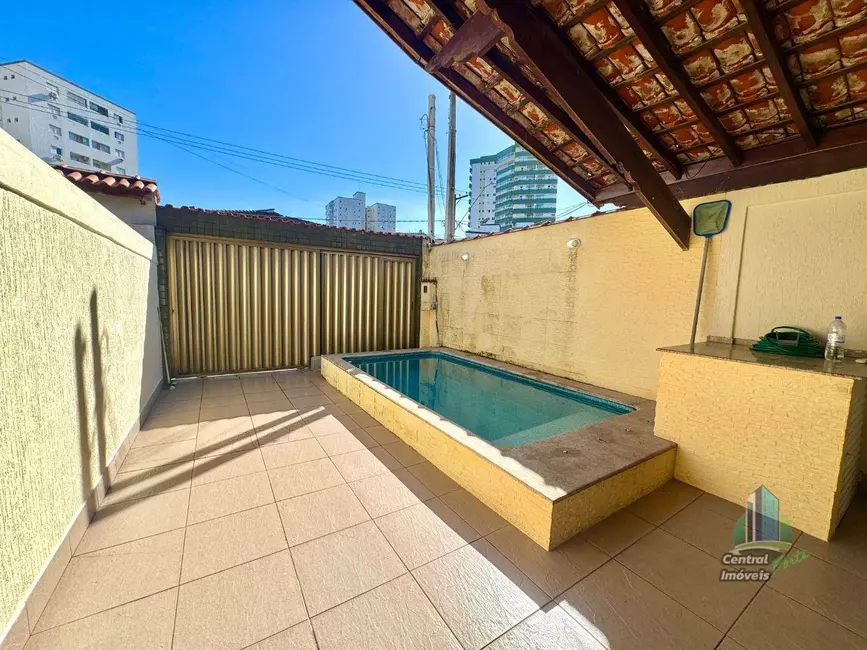 Casa com 3 quartos à venda, 200m2 em Praia Grande - SP - imagem 3 Foto 3 de Casa com 3 quartos à venda, 200m2 em Praia Grande - SP
