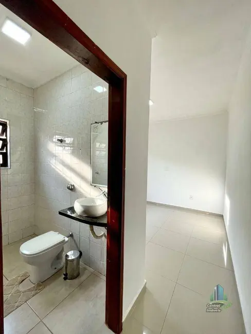 Foto 4 de Casa com 2 quartos à venda, 125m2 em Praia Grande - SP