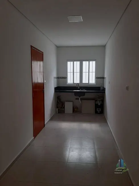 Casa com 2 quartos à venda e para alugar, 120m2 em Praia Grande - SP - imagem 2 Foto 2 de Casa com 2 quartos à venda e para alugar, 120m2 em Praia Grande - SP