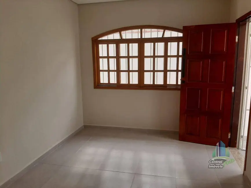 Casa com 2 quartos à venda e para alugar, 120m2 em Praia Grande - SP - imagem 1 Foto 1 de Casa com 2 quartos à venda e para alugar, 120m2 em Praia Grande - SP