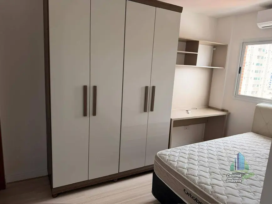 Foto 4 de Apartamento com 2 quartos à venda, 55m2 em Praia Grande - SP