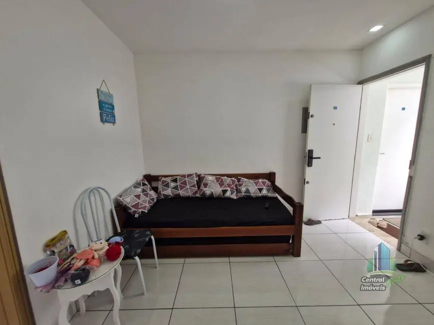 Foto 3 de Kitnet com 1 quarto à venda, 50m2 em Canto do Forte, Praia Grande - SP