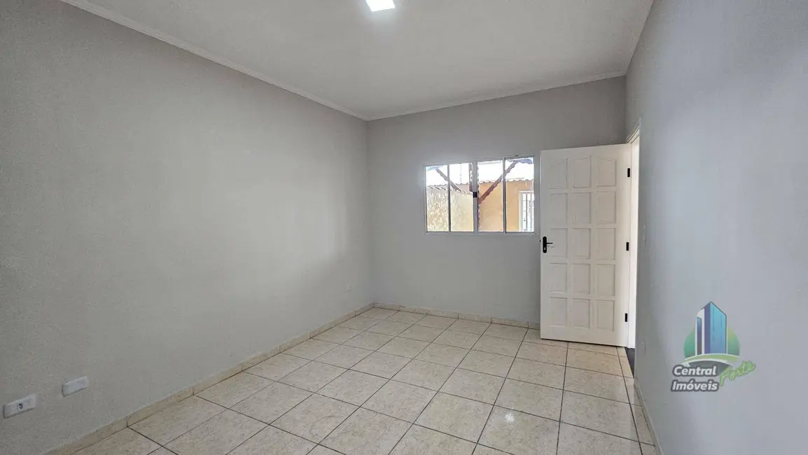 Foto 7 de Casa com 2 quartos à venda, 150m2 em Praia Grande - SP