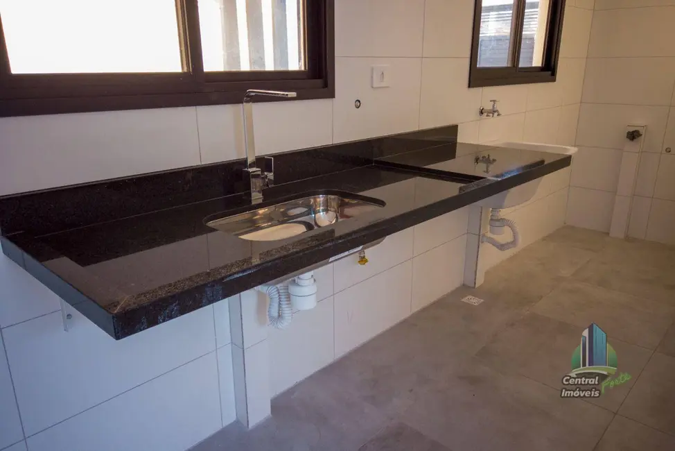 Foto 9 de Casa de Condomínio com 3 quartos à venda e para alugar, 300m2 em Praia Grande - SP