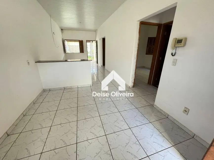 Casa com 3 quartos à venda, 200m2 em Santarenzinho, Santarem - PA - imagem 3 Foto 3 de Casa com 3 quartos à venda, 200m2 em Santarenzinho, Santarem - PA