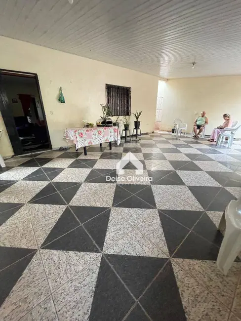 Foto 1 de Casa com 3 quartos à venda, 300m2 em Aeroporto Velho, Santarem - PA