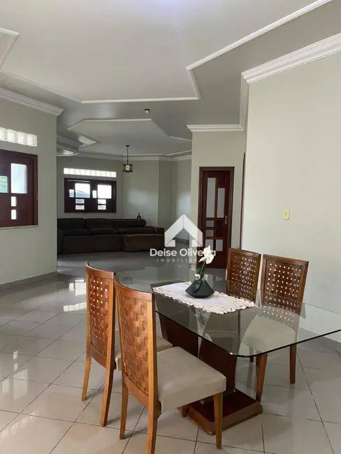 Casa com 4 quartos à venda, 1190m2 em Centro, Santarem - PA - imagem 3 Foto 3 de Casa com 4 quartos à venda, 1190m2 em Centro, Santarem - PA