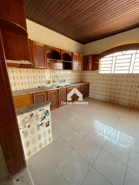 Casa com 4 quartos à venda, 600m2 em Aeroporto Velho, Santarem - PA - imagem 6 Foto 6 de Casa com 4 quartos à venda, 600m2 em Aeroporto Velho, Santarem - PA
