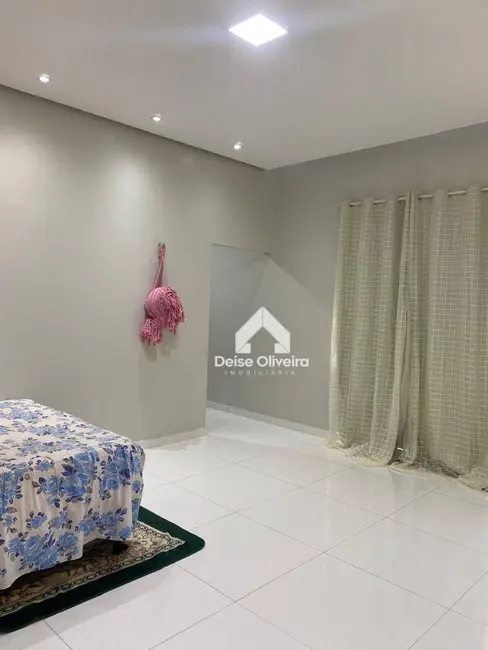 Casa com 3 quartos à venda, 629m2 em Diamantino, Santarem - PA - imagem 5 Foto 5 de Casa com 3 quartos à venda, 629m2 em Diamantino, Santarem - PA
