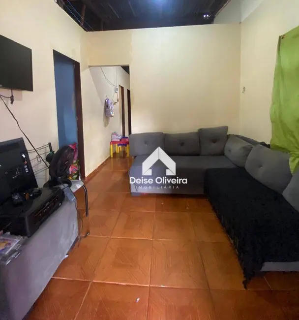 Foto 2 de Casa com 2 quartos à venda, 192m2 em Área Verde, Santarem - PA