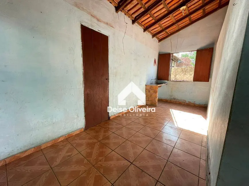 Casa com 2 quartos à venda, 300m2 em Fátima, Santarem - PA - imagem 2 Foto 2 de Casa com 2 quartos à venda, 300m2 em Fátima, Santarem - PA