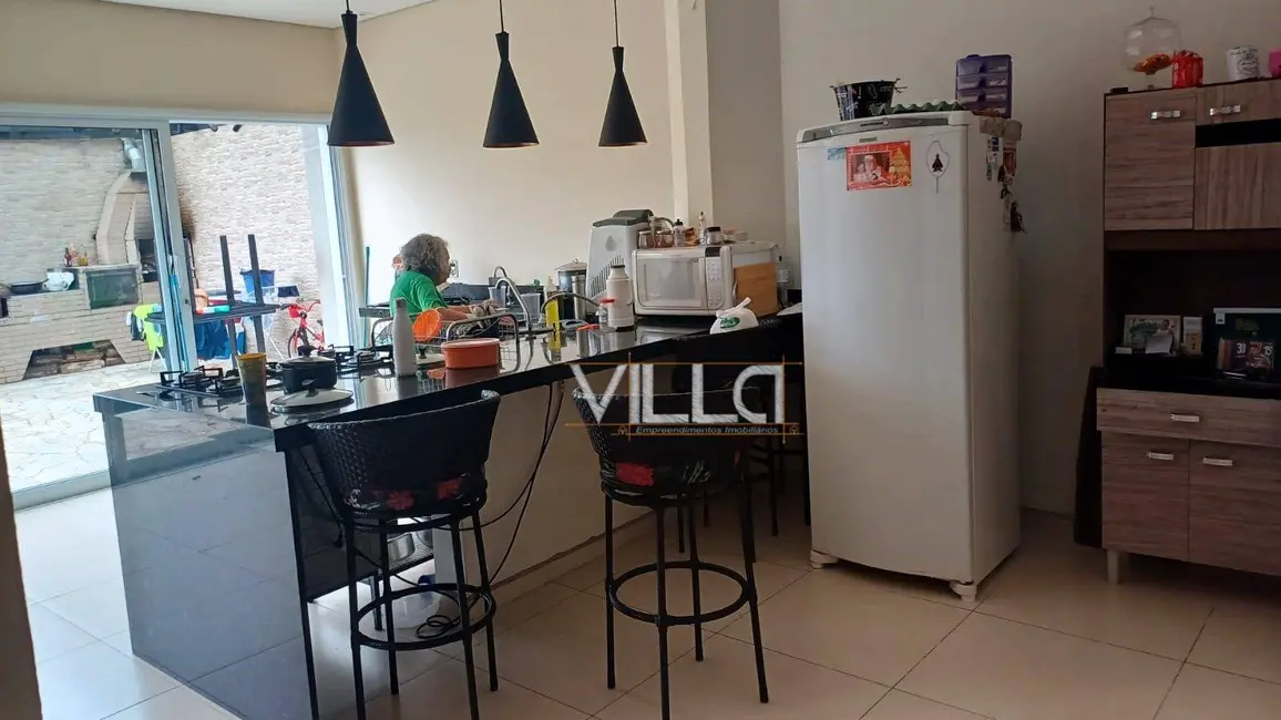 Foto 3 de Casa de Condomínio com 4 quartos à venda, 300m2 em Itatiba - SP