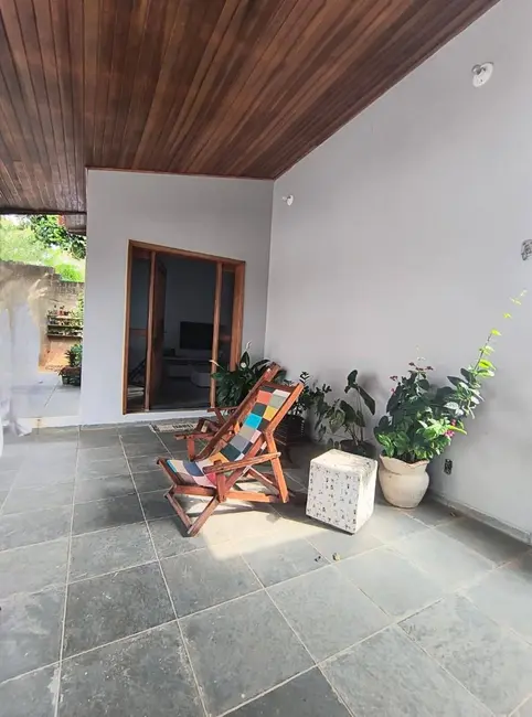 Foto 3 de Casa com 2 quartos à venda, 266m2 em Vila Santa Luzia, Itatiba - SP