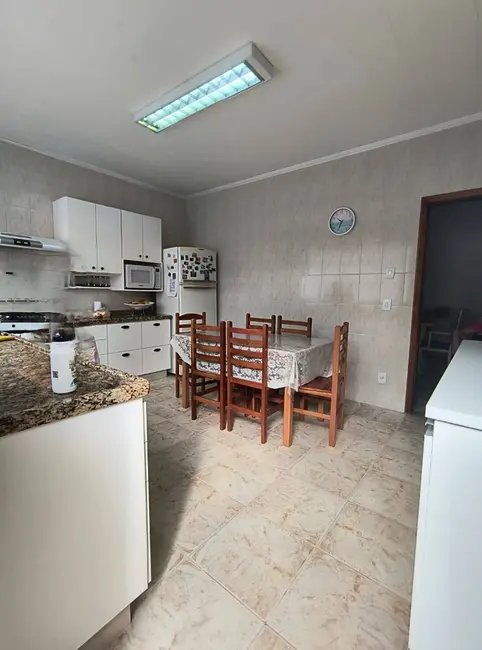 Foto 5 de Casa com 2 quartos à venda, 266m2 em Vila Santa Luzia, Itatiba - SP