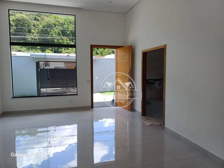 Foto 3 de Casa com 3 quartos à venda, 324m2 em Massaguaçu, Caraguatatuba - SP